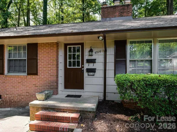$2,200 | 4914 Horton Court, Unit A, Charlotte, NC 28210