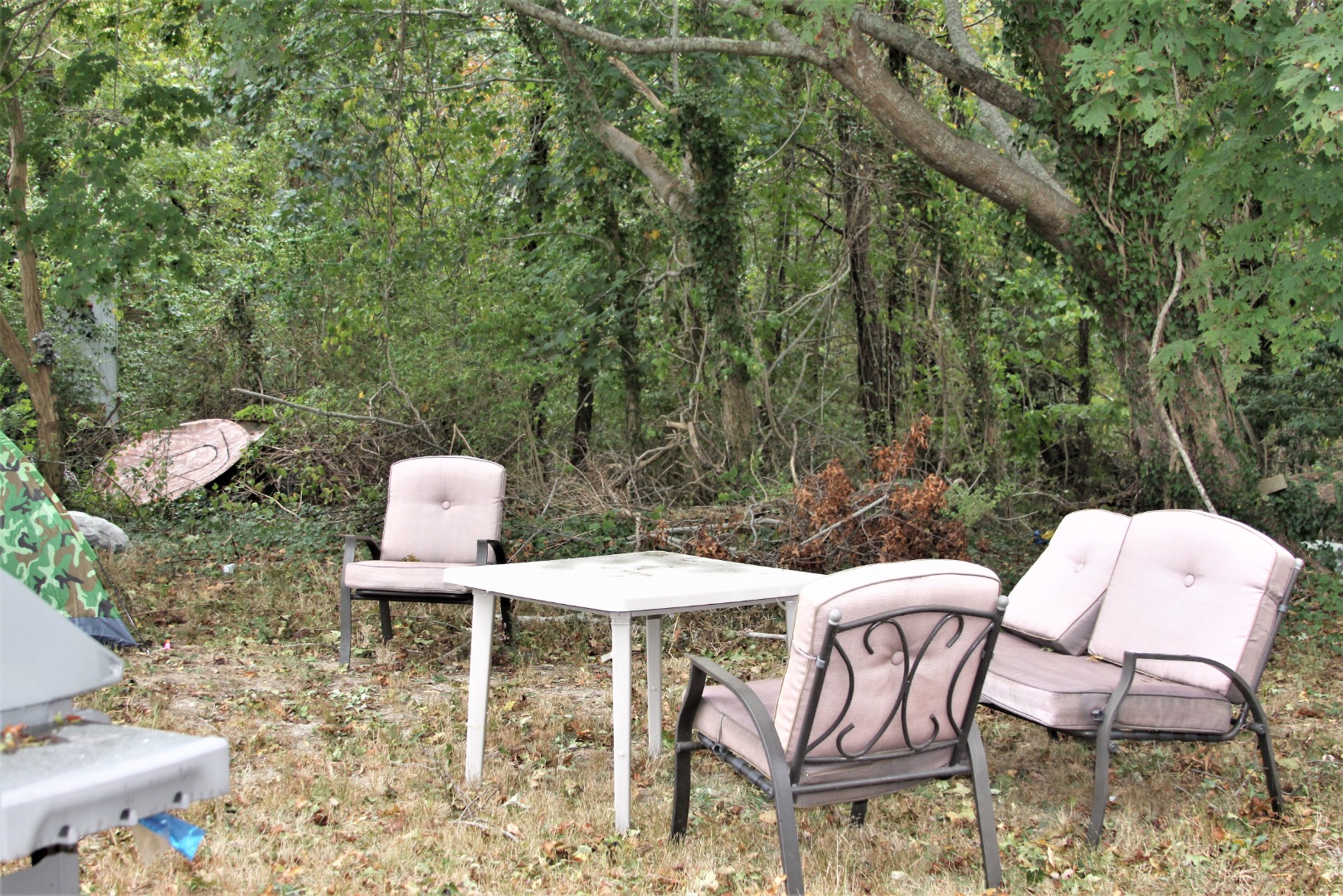 19 Andrews Road Vineyard Haven, MA 02568 - Photo 4 of 12 Back Yard