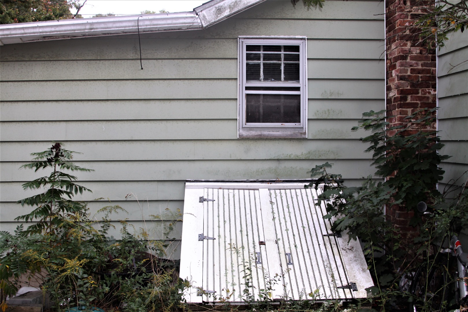 19 Andrews Road Vineyard Haven, MA 02568 - Photo 8 of 12 Back of house with Bulkhead