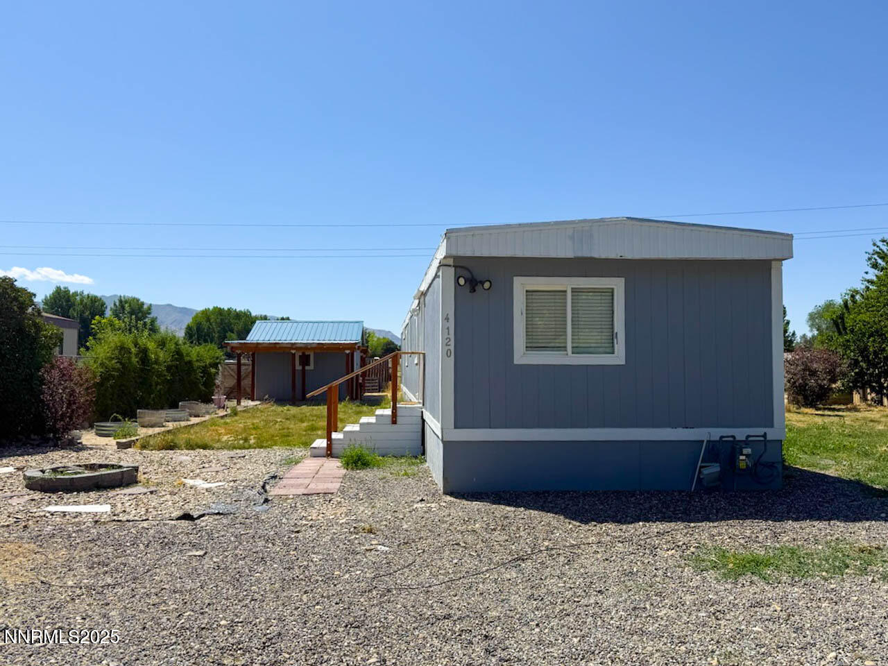 4120 Jupiter Street Winnemucca, NV 89445 - Photo 3 of 14 a view of outdoor space and yard