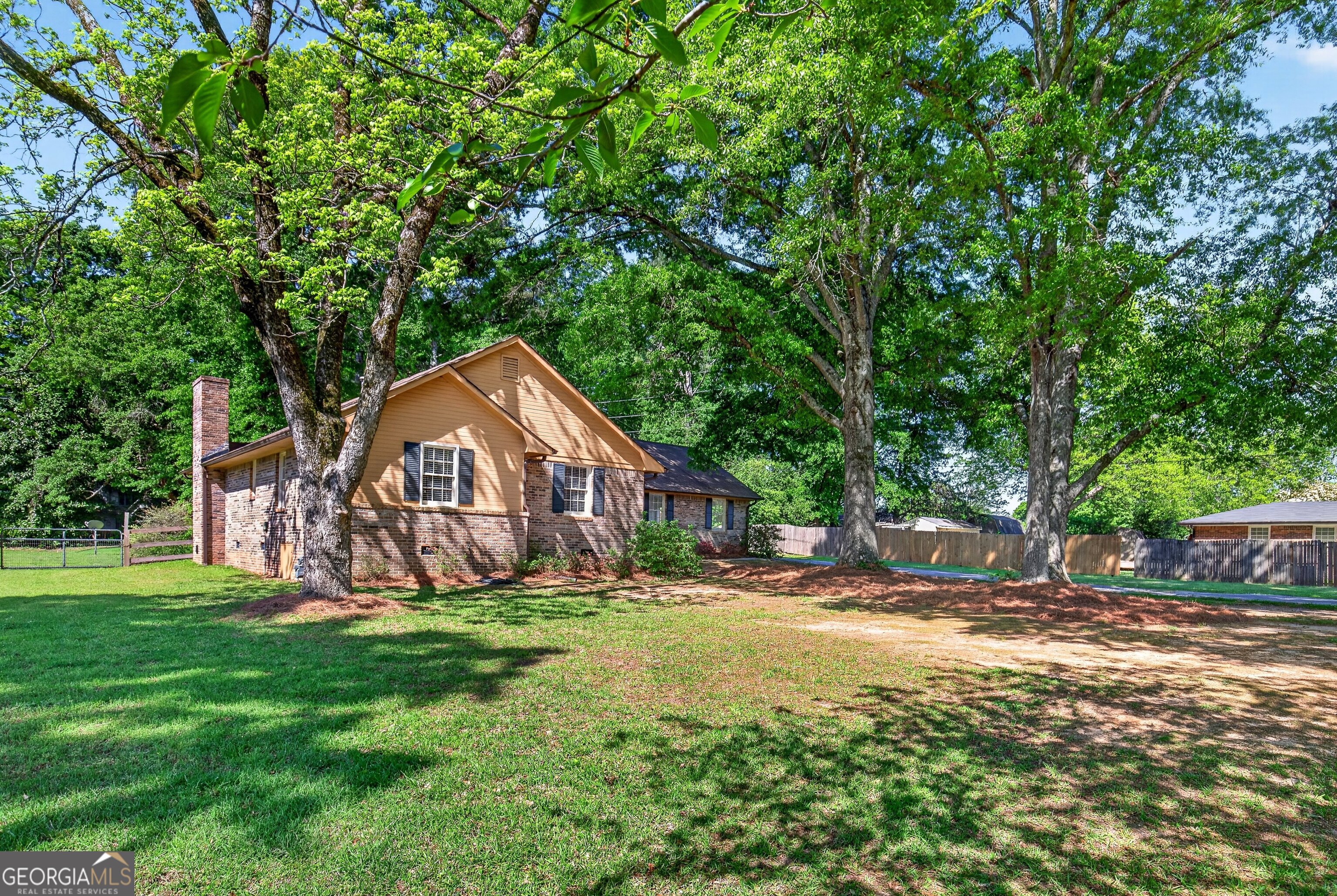 406 Maddox Road Griffin, GA 30224 - Photo 4 of 42