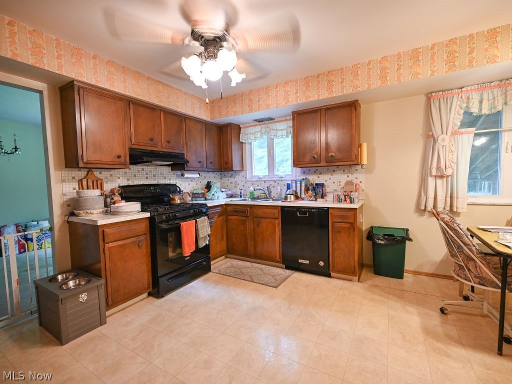 6217 Rousseau Drive Parma, OH 44129 - Photo 8 of 26 Gallery Image 8