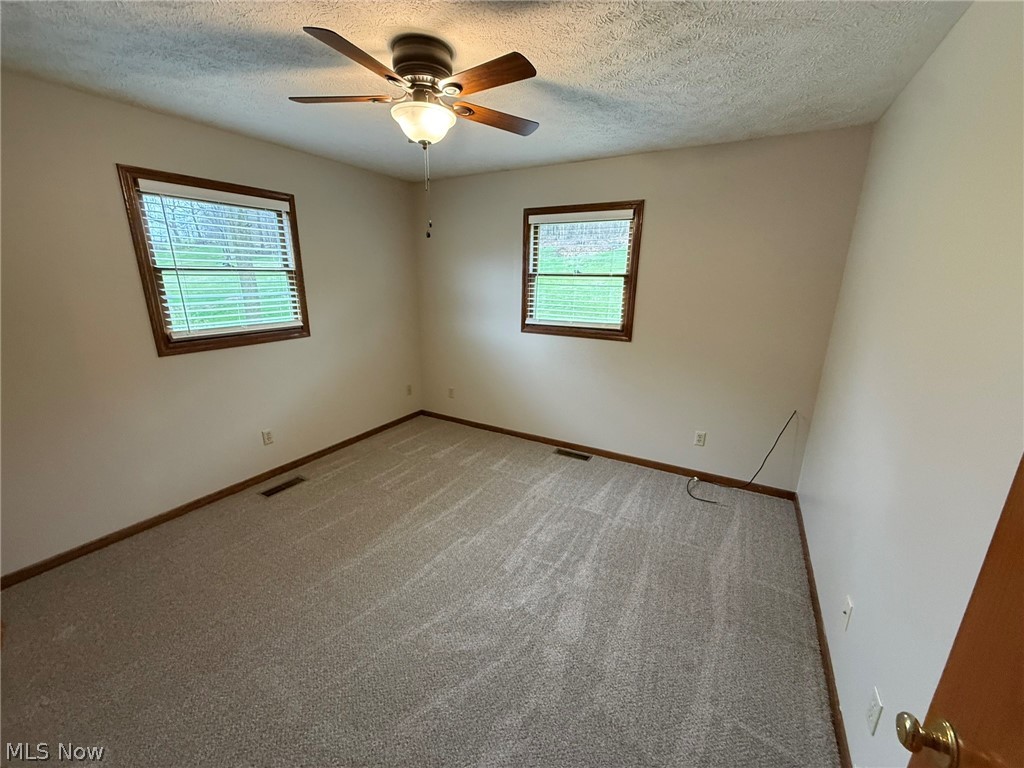 2286 Stonecreek Road New Philadelphia, OH 44663 - Photo 13 of 35