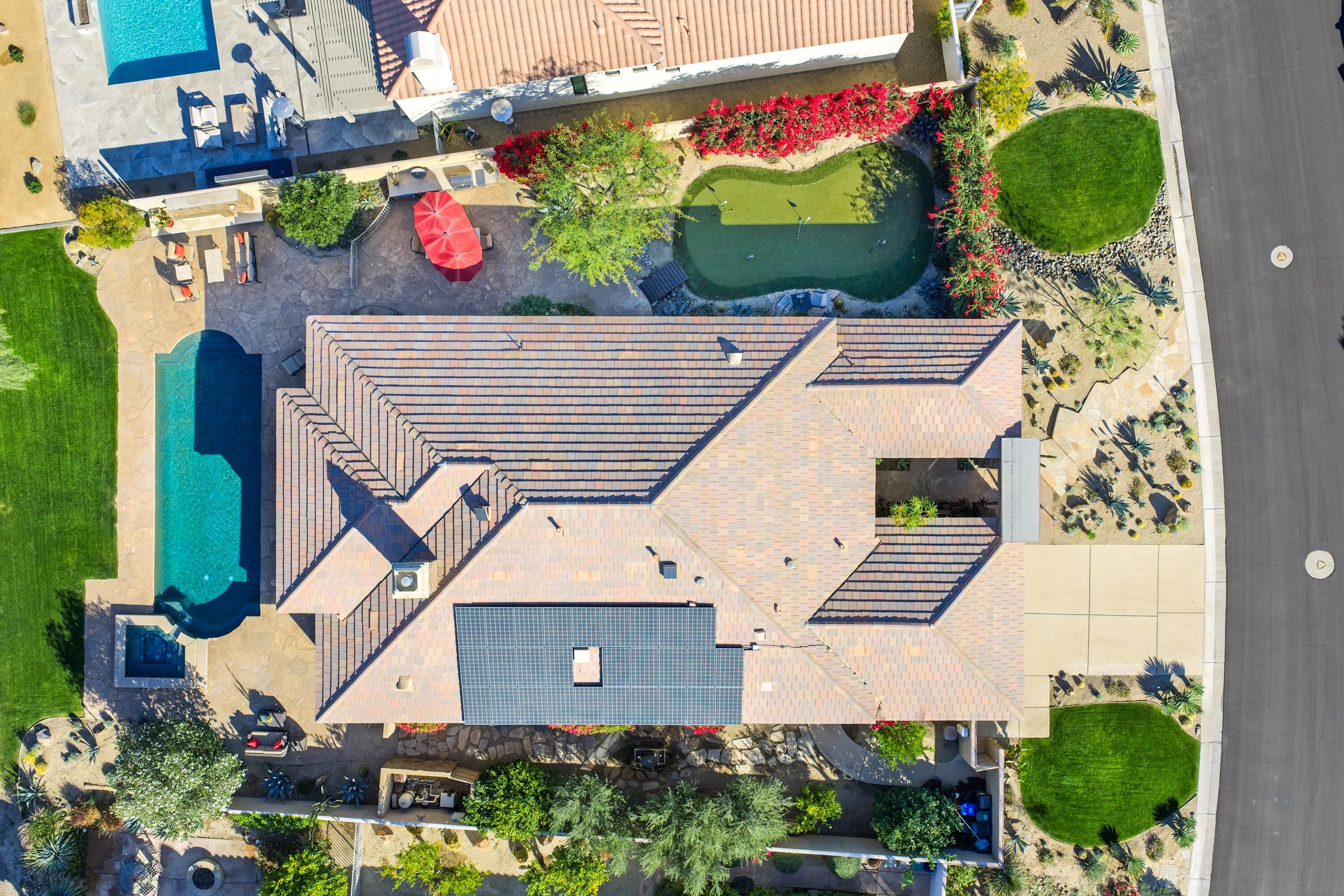 33 Vía Las Flores Rancho Mirage, CA 92270 - Photo 4 of 50 Photo-11