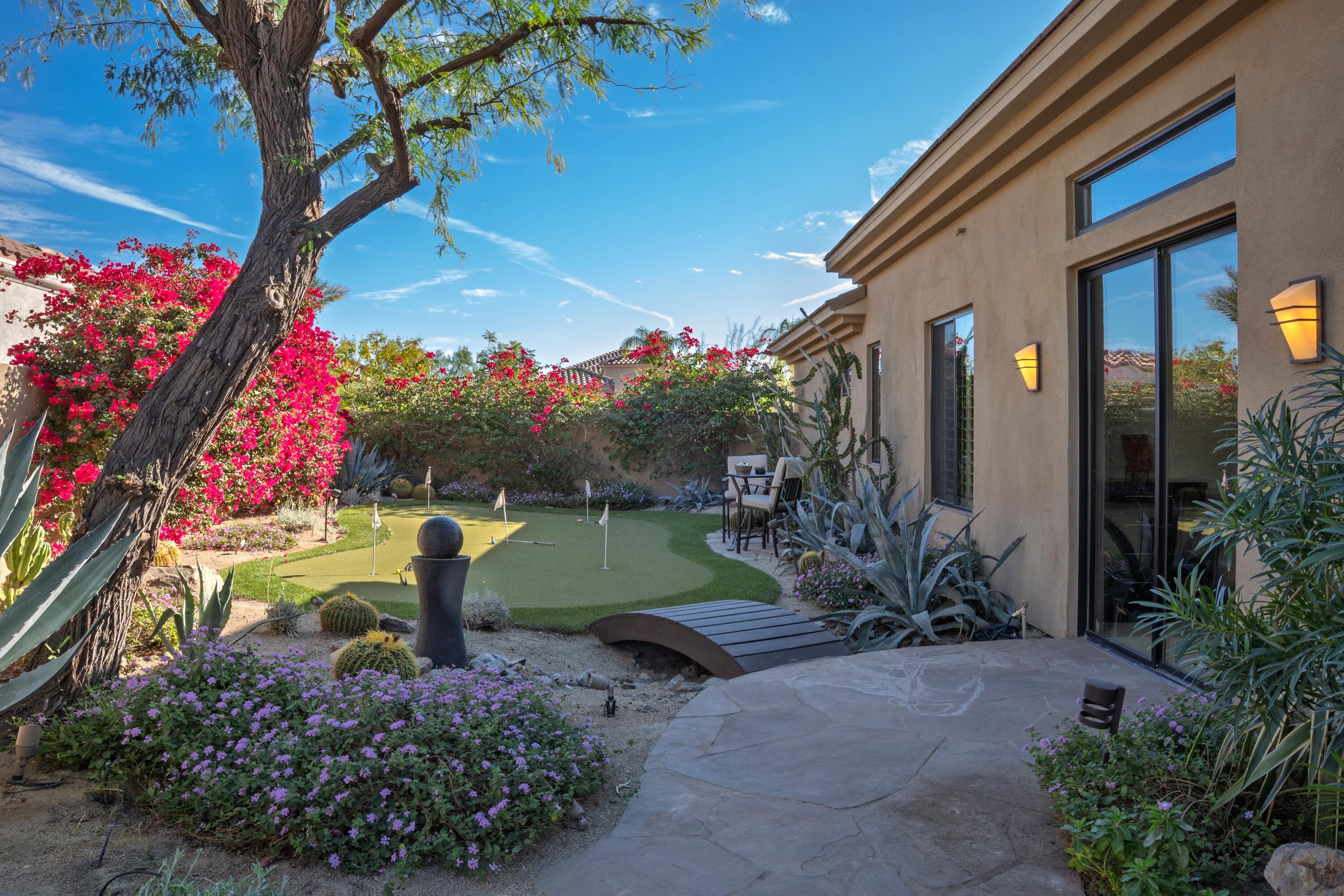 33 Vía Las Flores Rancho Mirage, CA 92270 - Photo 42 of 50 Photo-23