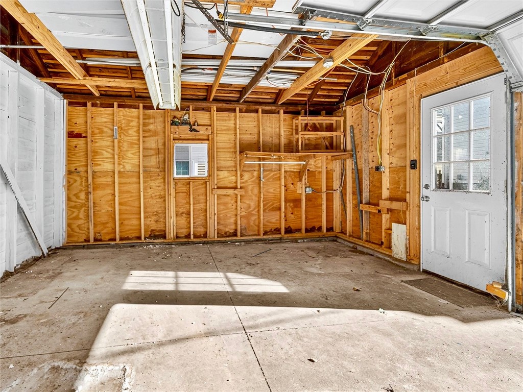 28 Penrose Street Rochester, NY 14612 - Photo 35 of 42 2 car garage however currently set up for only 1 c