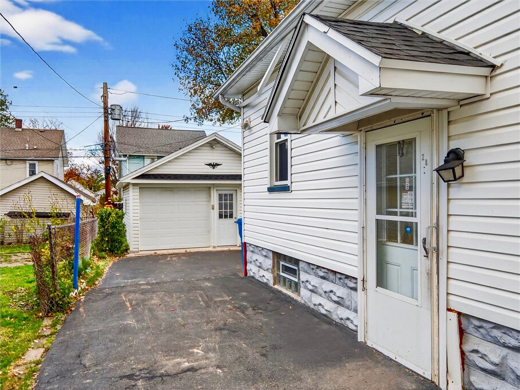 28 Penrose Street Rochester, NY 14612 - Photo 7 of 42