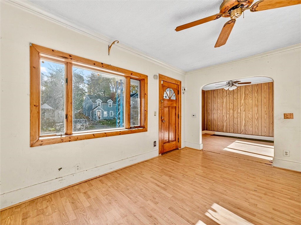 28 Penrose Street Rochester, NY 14612 - Photo 9 of 42