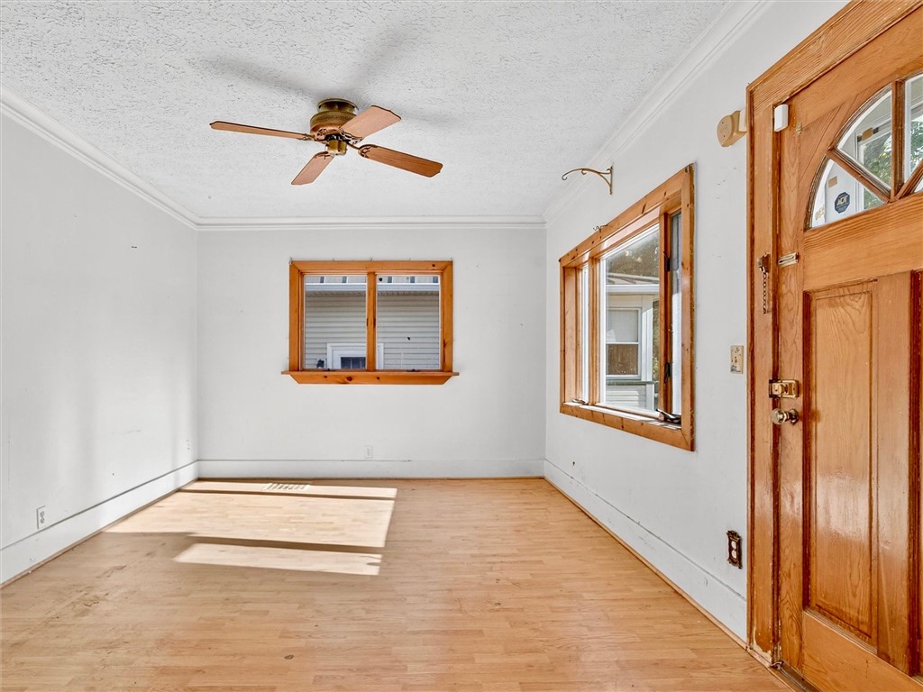 28 Penrose Street Rochester, NY 14612 - Photo 10 of 42