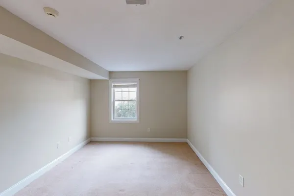 $234,000 | 23 Greenleaves Drive, Unit 105, Amherst, MA 01002