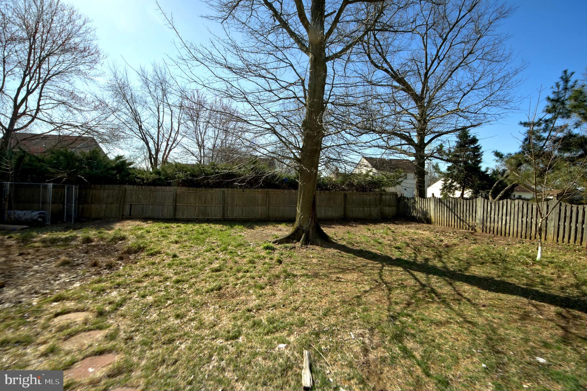109 Coopers Kill Road Delran, NJ 08075 - Photo 34 of 35 a backyard of a house with lots of green space