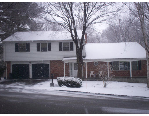 6 Ledgewood Road Woburn, MA 01801 - Photo 1 of 2 Gallery Image 1