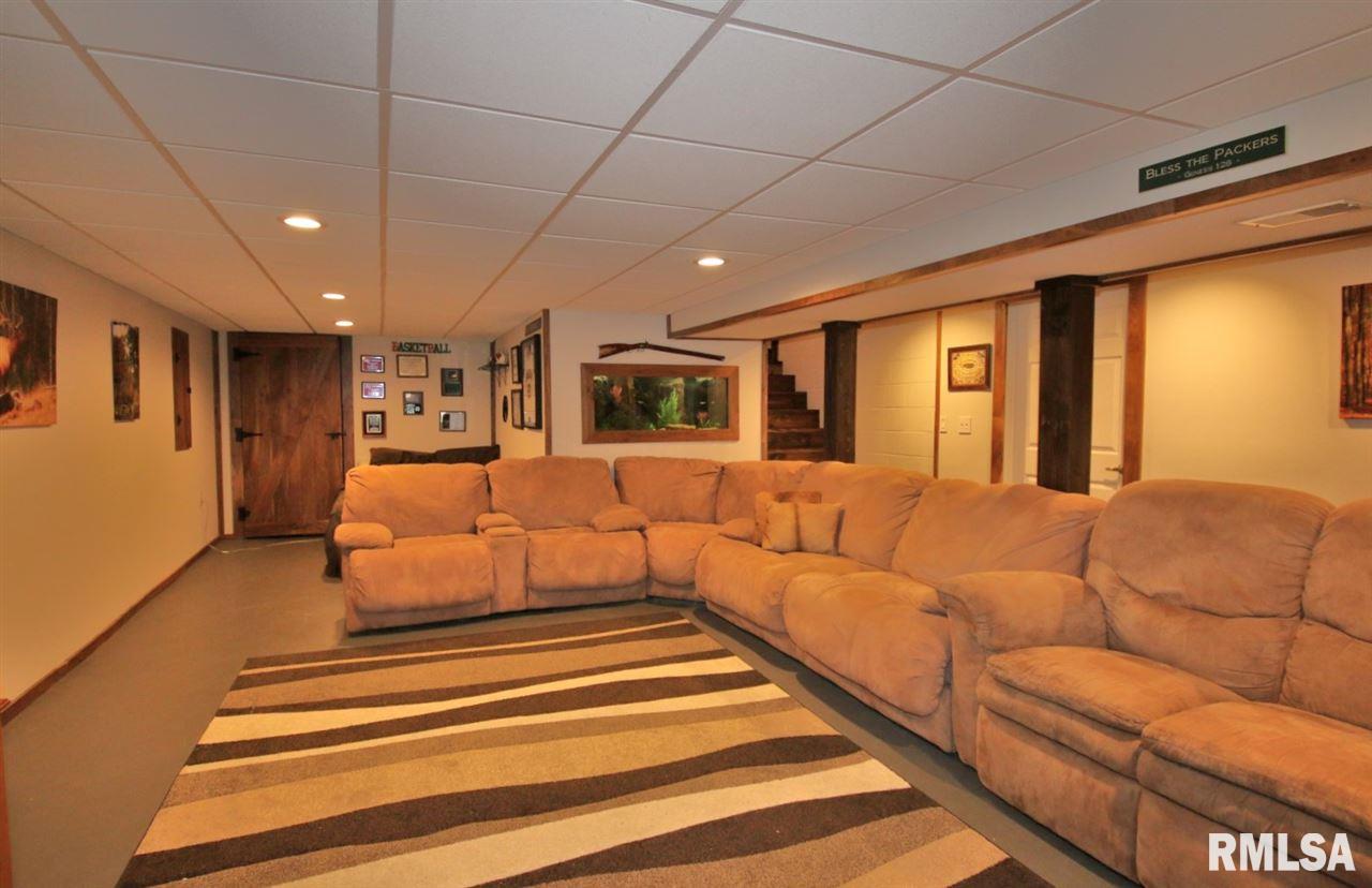 5222 West Monroe Road Bartonville, IL 61607 - Photo 16 of 29 Gallery Image 16