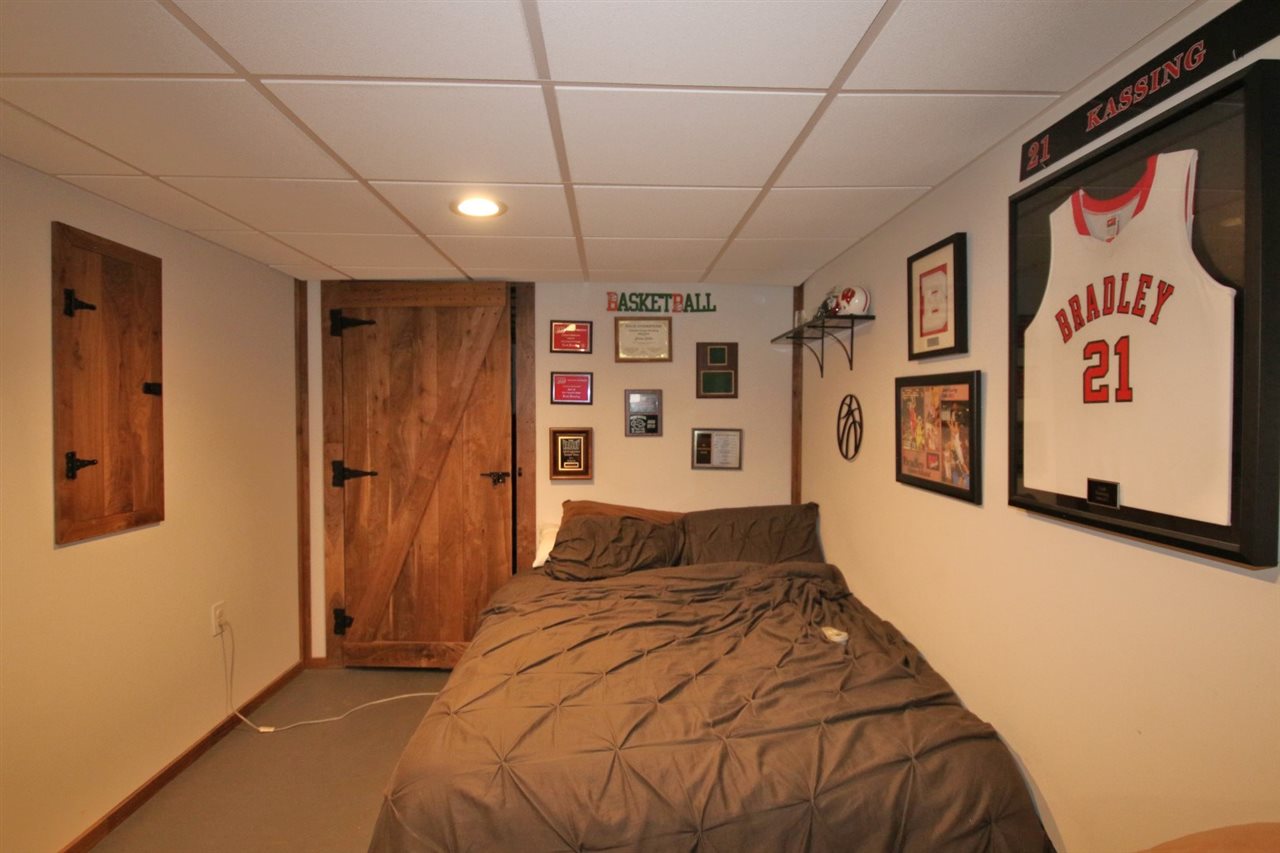5222 West Monroe Road Bartonville, IL 61607 - Photo 17 of 29 Gallery Image 17