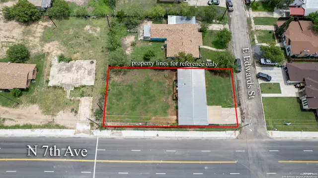 $140,000 | 803 East Edwards Street, Crystal City, TX 78839