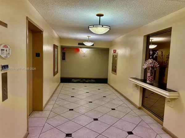 $2,550 | 500 Three Islands Boulevard, Unit 314, Hallandale Beach, FL 33009