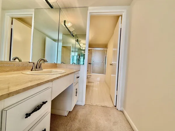 $2,550 | 500 Three Islands Boulevard, Unit 314, Hallandale Beach, FL 33009