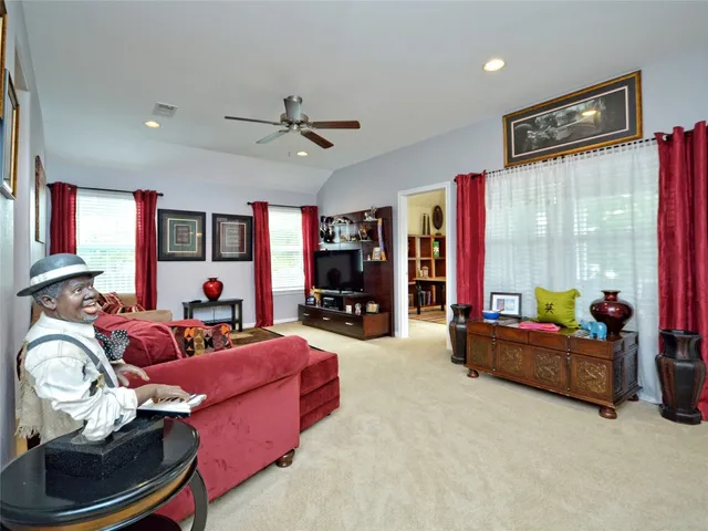 $1,775 | 219 Valley Oaks Loop, Georgetown, TX 78626