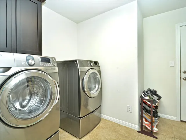 $1,775 | 219 Valley Oaks Loop, Georgetown, TX 78626