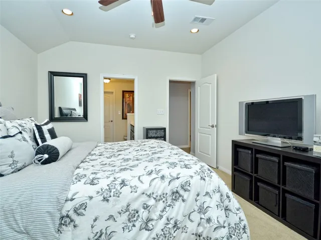 $1,775 | 219 Valley Oaks Loop, Georgetown, TX 78626