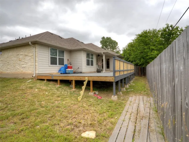 $1,775 | 219 Valley Oaks Loop, Georgetown, TX 78626