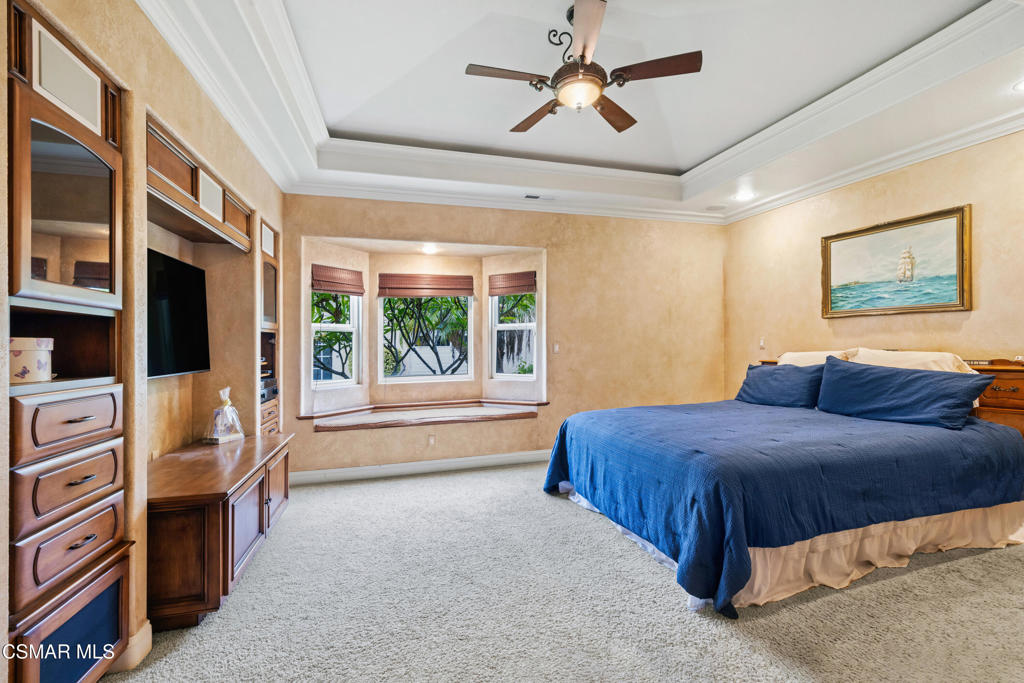 3079 Waco Avenue Simi Valley, CA 93063 - Photo 14 of 38