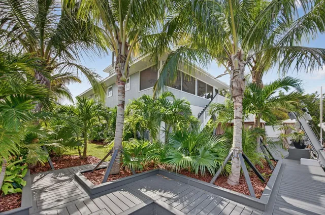 $1,900,000 | 27385 St Lucie Lane, Summerland Key, FL 33042
