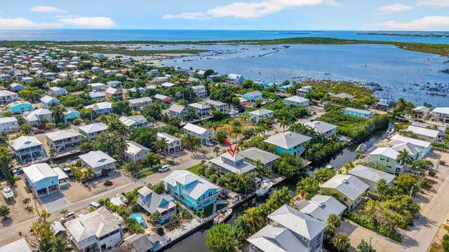 $1,900,000 | 27385 St Lucie Lane, Summerland Key, FL 33042