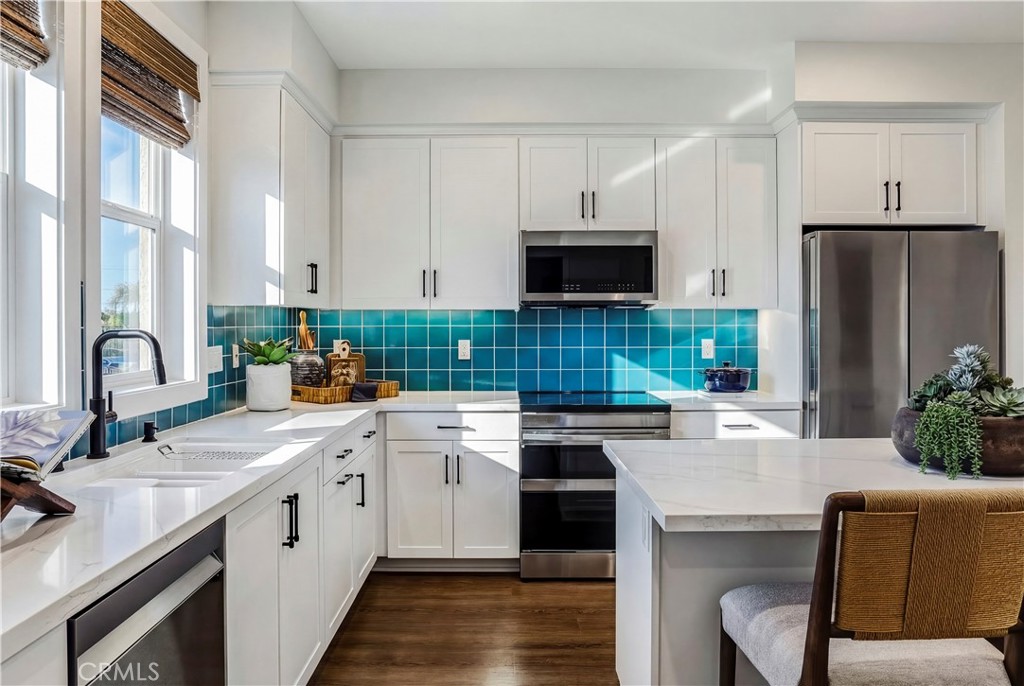 12720 Azure Way, Unit 27 Hawthorne, CA 90250 - Photo 8 of 13