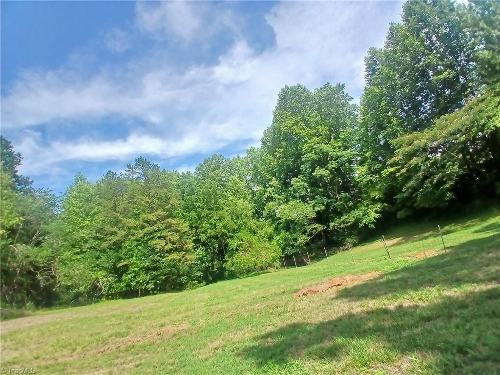 999 Ben Lee Road Thomasville, NC 27360 - Photo 21 of 24