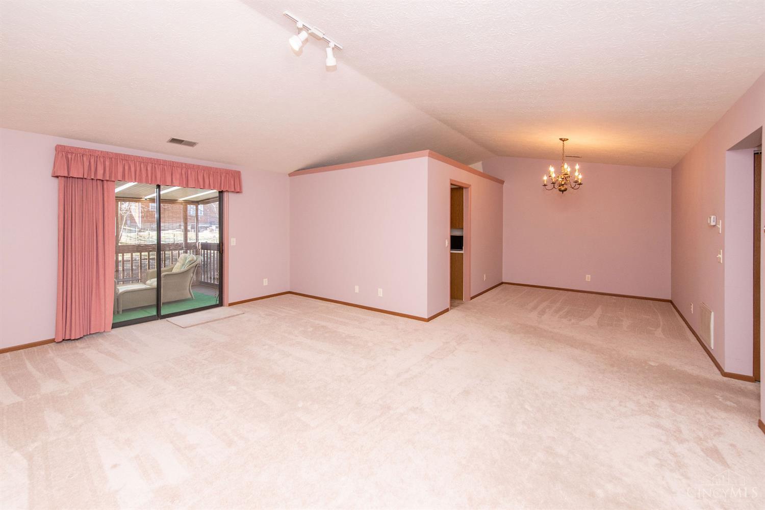 3941 School Section Road, Unit 16 Cincinnati, OH 45211 - Photo 6 of 32