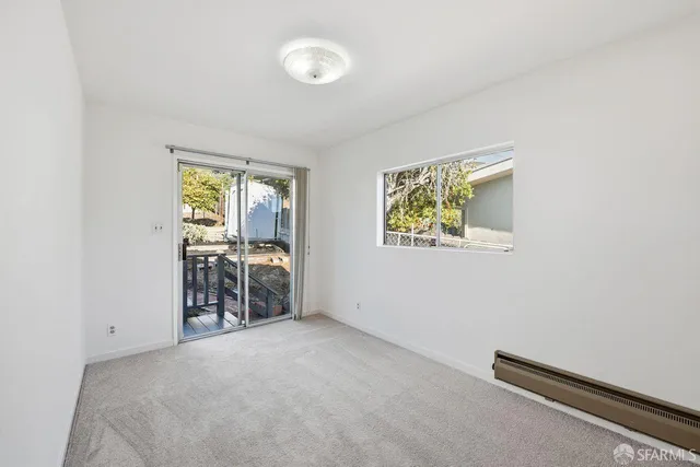 a view of livingroom with furniture