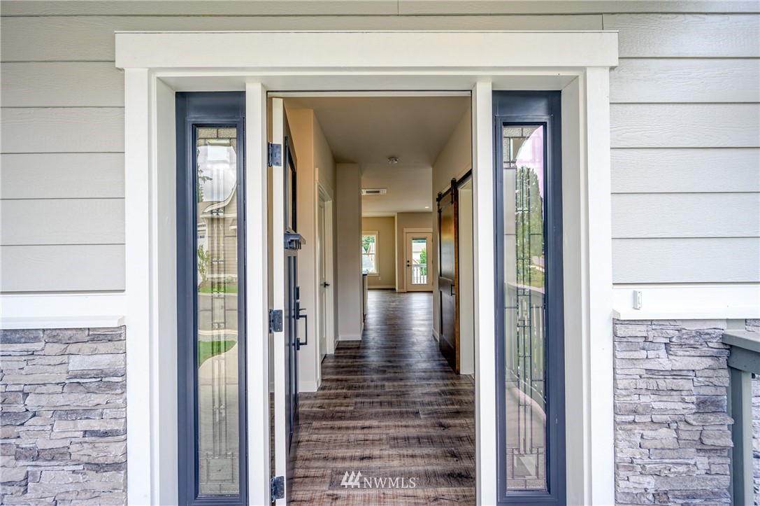 204 Haddon Road Anacortes, WA 98221 - Photo 3 of 34 Gallery Image 3