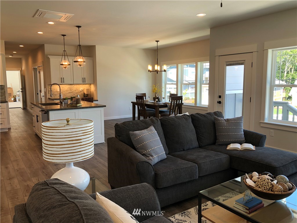 204 Haddon Road Anacortes, WA 98221 - Photo 8 of 34 Gallery Image 8