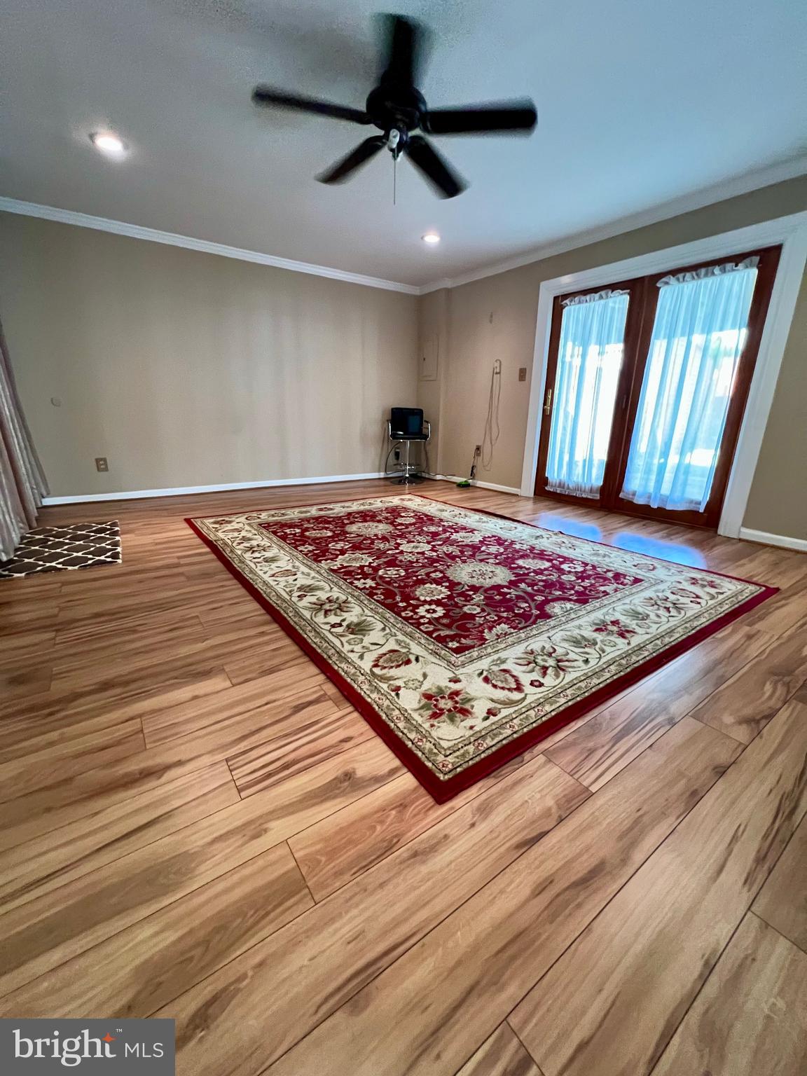 2988 Welsh Road Philadelphia, PA 19152 - Photo 14 of 38 a view of a living room