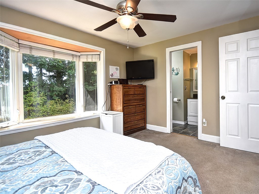 17620 17th Drive Southeast Bothell, WA 98012 - Photo 14 of 22 Gallery Image 14