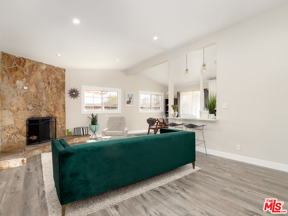 7708 Rhea Avenue Reseda, CA 91335 - Photo 9 of 27 Gallery Image 9