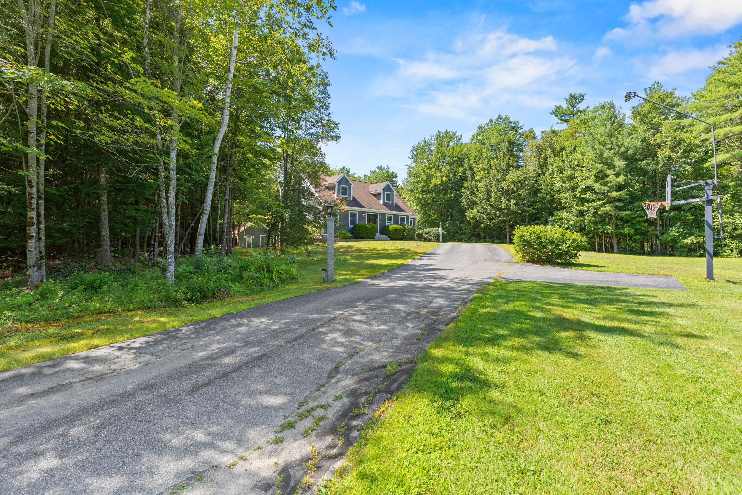 7 Julia Drive Gorham, ME 04038 - Photo 9 of 56 Front Driveway