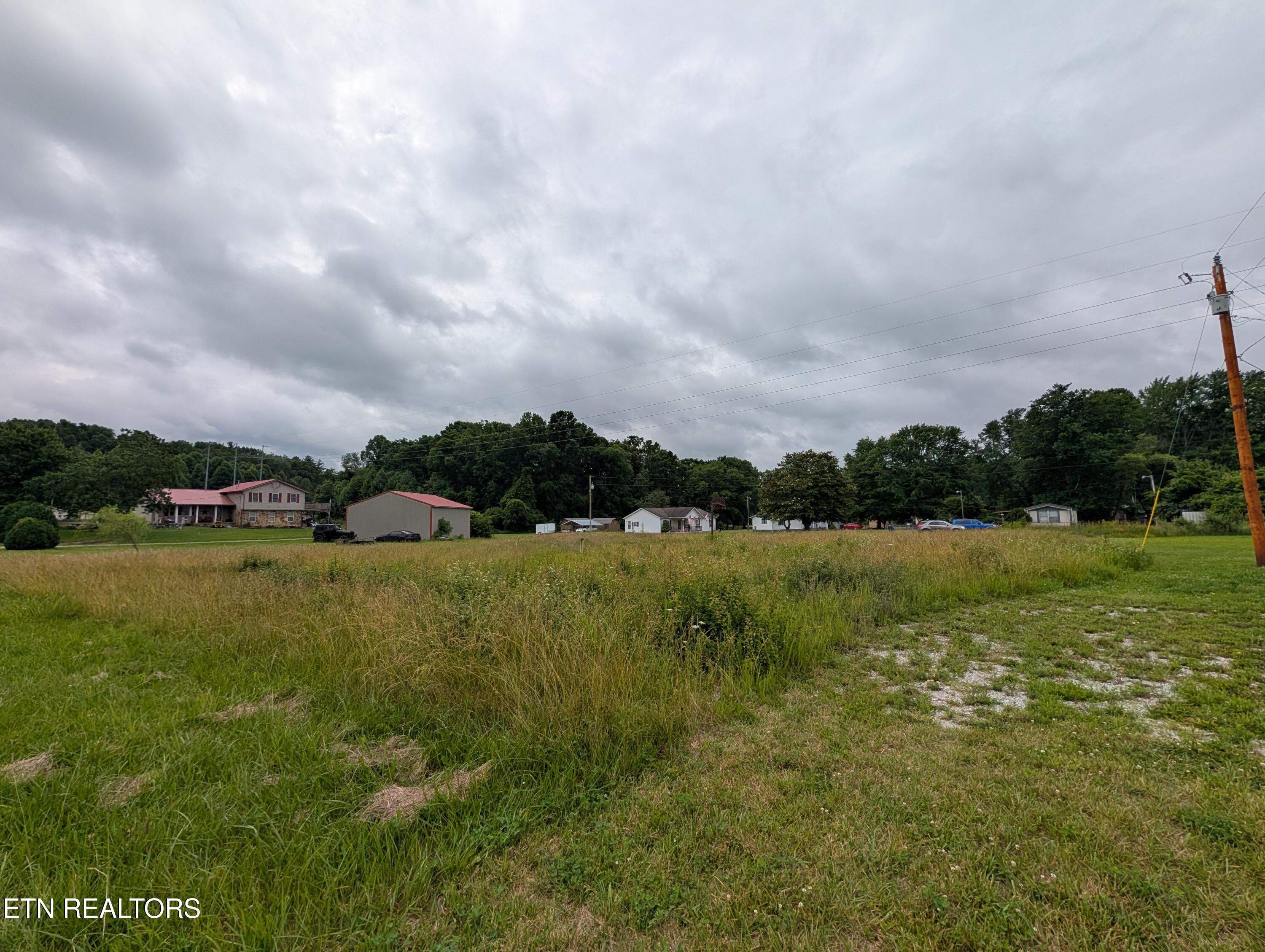 Pullman Lane Oneida, TN 37841 - Photo 6 of 7 PXL_20260609_153559939