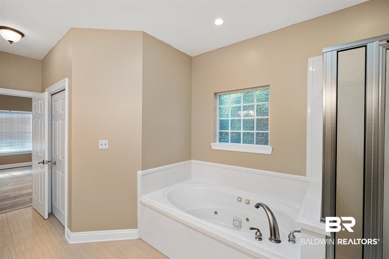 8856 Lake View Drive Fairhope, AL 36532 - Photo 17 of 42
