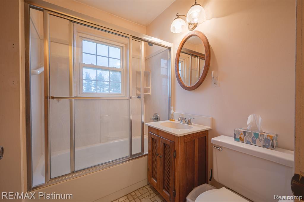 850 West Maple Road Milford, MI 48381 - Photo 15 of 34