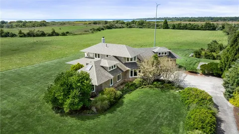 $2,950,000 | 550 Cards Pond Road, South Kingstown, RI 02879
