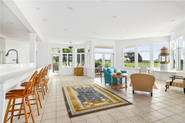 $2,950,000 | 550 Cards Pond Road, South Kingstown, RI 02879