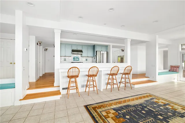 $2,950,000 | 550 Cards Pond Road, South Kingstown, RI 02879