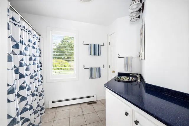 $2,950,000 | 550 Cards Pond Road, South Kingstown, RI 02879