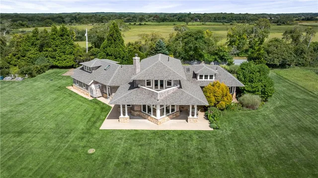 $2,950,000 | 550 Cards Pond Road, South Kingstown, RI 02879
