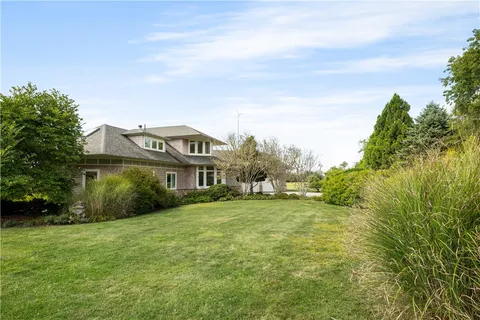 $2,950,000 | 550 Cards Pond Road, South Kingstown, RI 02879