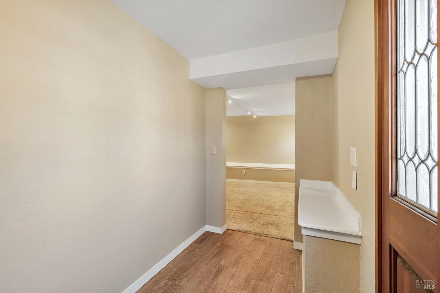 29 Frances Street San Rafael, CA 94901 - Photo 31 of 42 a view of an empty room