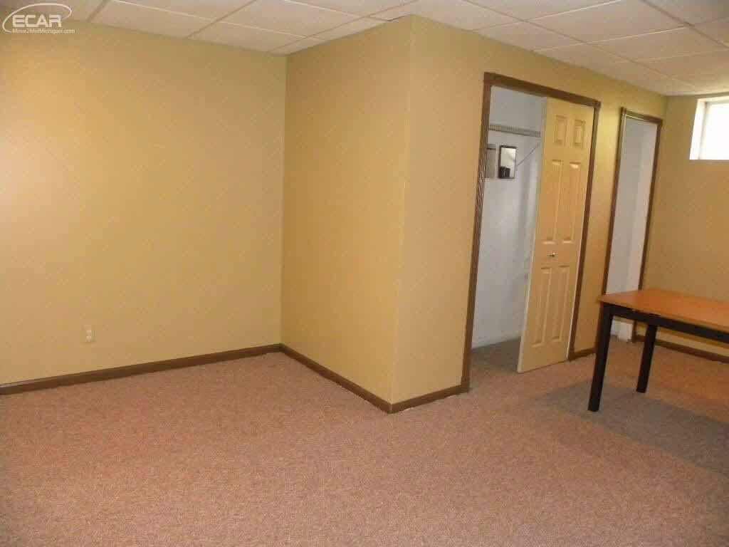 11440 Webster Road Clio, MI 48420 - Photo 18 of 23 21373687-17.JPG
