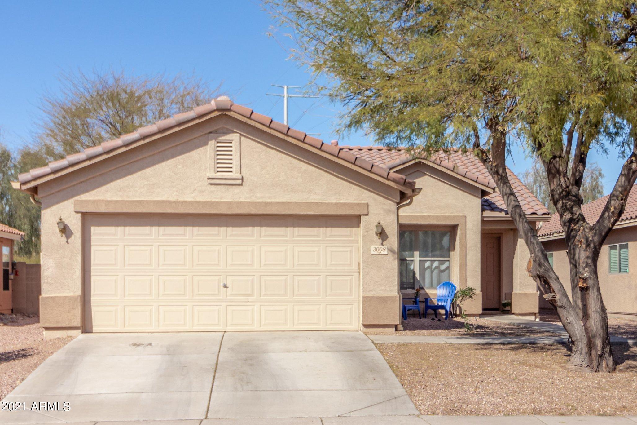 3008 West Red Fox Road Phoenix, AZ 85083 - Photo 3 of 28 3008 West Red Fox Road (3).jpg-SMALL